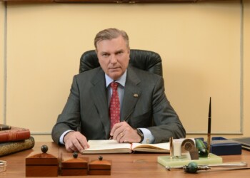 COVID-19: DONAZIONE DI MASCHERINE DELL’ORDINE COSTANTINIANO CHARITY DI CARLO DI BORBONE DELLE DUE SICILIE PER IL PERSONALE SANITARIO DEL SAN CARLO DI POTENZA