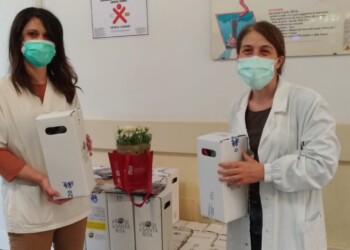 200 Rose bianche di Santa Rita all’Ospedale Bellaria di Bologna  come segno di gratitudine e speranza