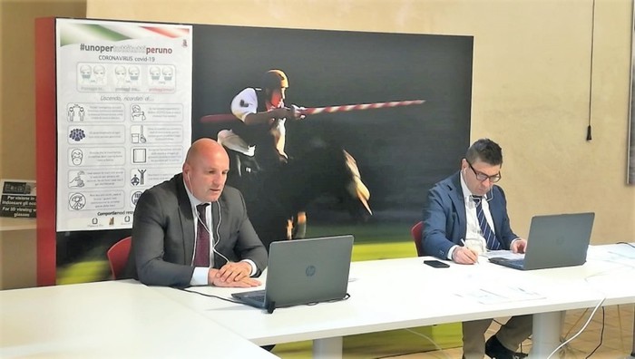 A via campagna #unopertuttituttiperuno