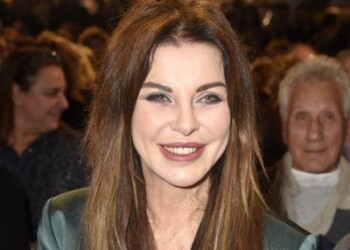 Alba Parietti, ‘non riesco a parlare, fa troppo male’ 