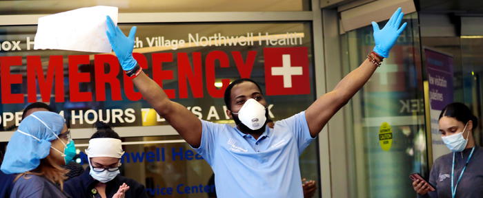 Altri 1.127 morti in Usa in 24 ore