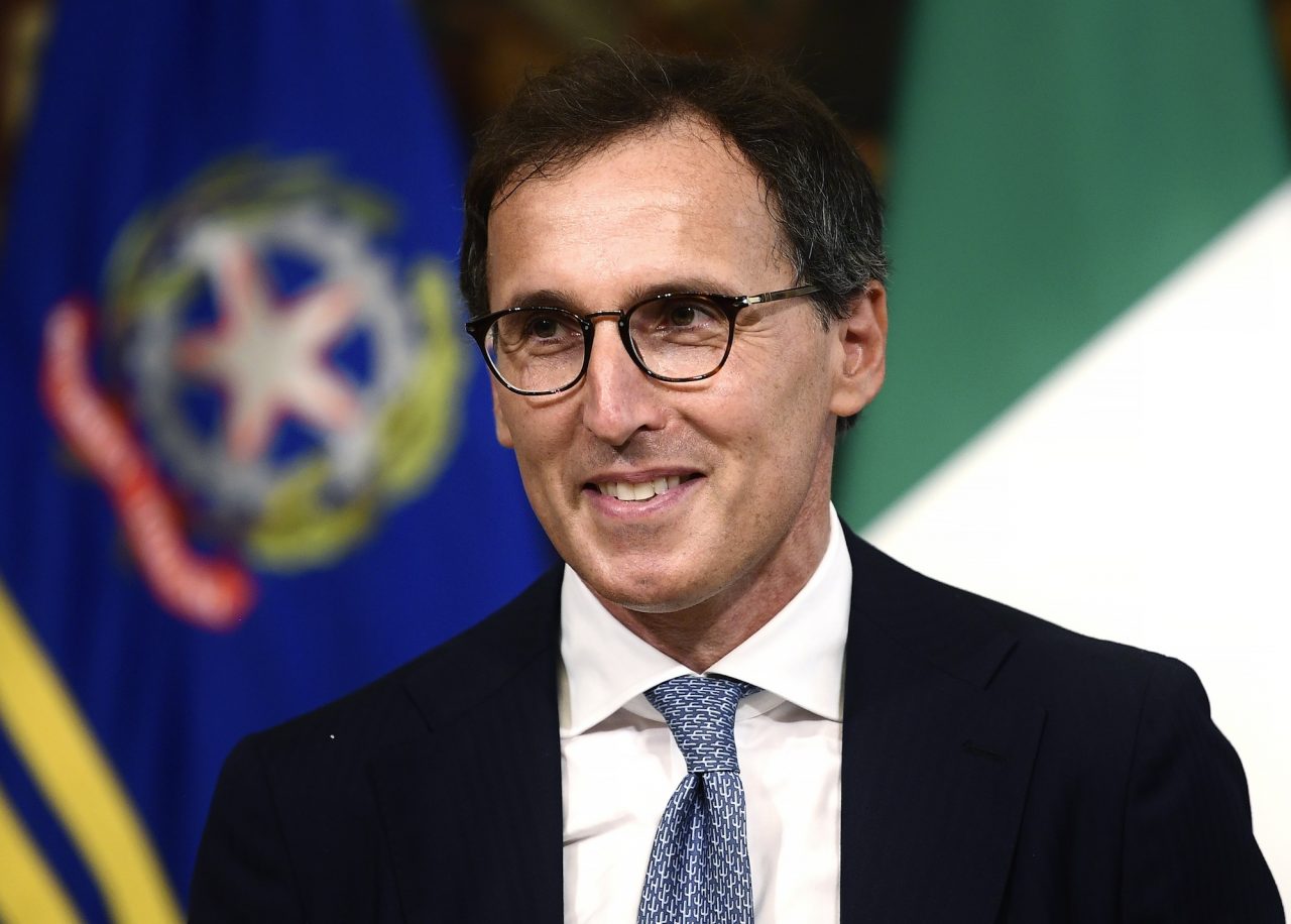 Boccia mette le mani avanti: «Forse ci vorrà più tempo per le riaperture»