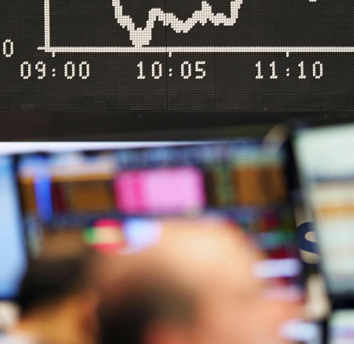 Borsa: Milano allunga a +1,8%, più forte d’Europa