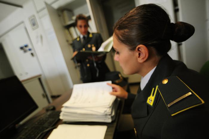 Boss e gregari con reddito cittadinanza