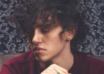 Bravi, il primo brano dopo l’incidente mortale e in attesa del processo: “Provo a uscire dal buio”