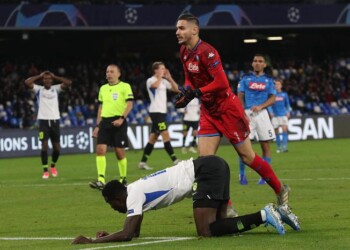 Calcio: Napoli torna ad allenarsi,subito in campo i portieri