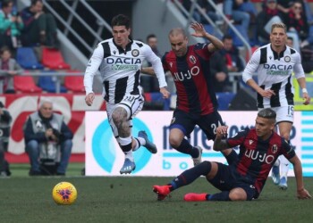 Calcio: Udinese, attività ancora sospesa