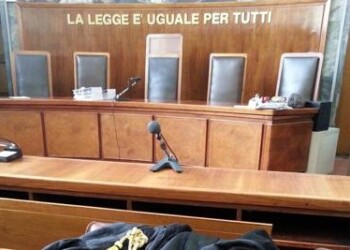 Call Center: Comdata perde causa su cambio appalto, lavoratori reintegrati  