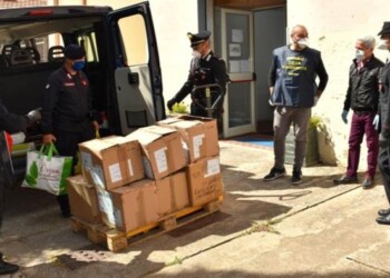 Carabinieri e allievi dell’Arma donano alimenti a Caritas