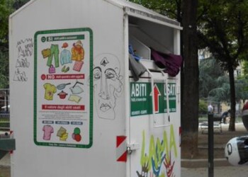 Coronavirus: allo stremo raccolta differenziata rifiuti urbani tessili 
