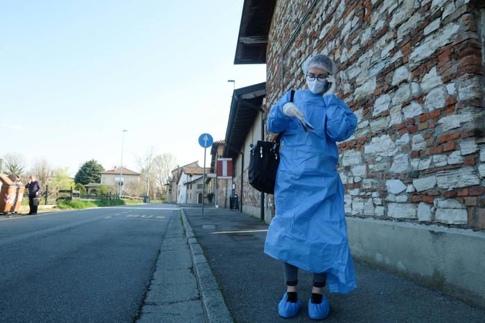 Coronavirus: solo 4 nuovi contagi, ma ancora 7 morti