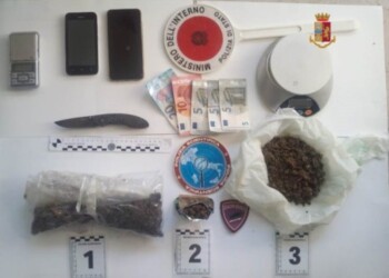 Due arresti per detenzione e spaccio di droga a Catanzaro