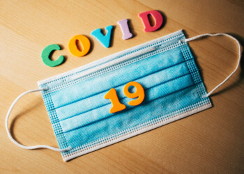 Fase 2, dalle mascherine ai guanti, gli errori da evitare