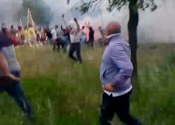 Festa con potenti mortaretti, assembramento nel Foggiano