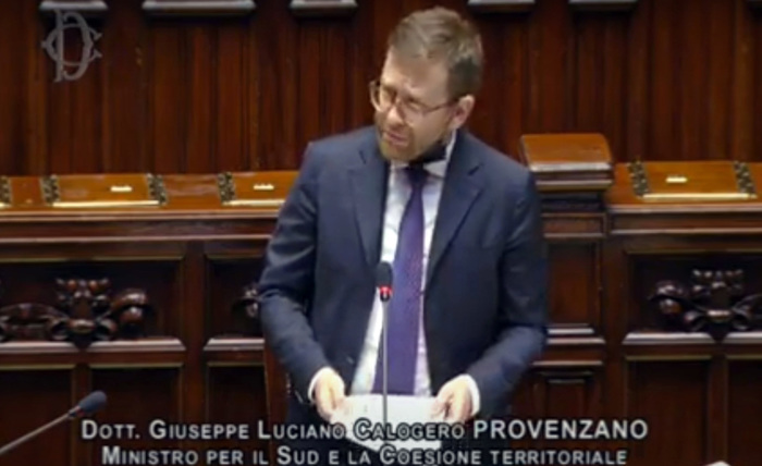 Fondi Ue:Provenzano,in alcune regioni programmi in ritardo