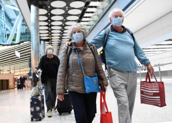 Gb, presto quarantena per i viaggiatori