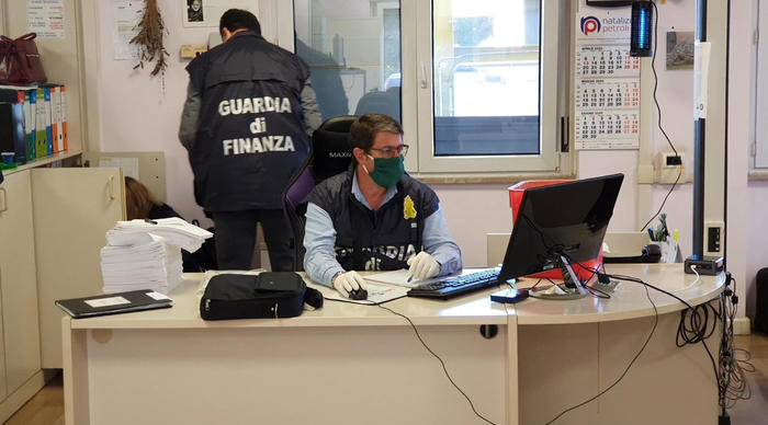 Guardia di finanza Roma, sequestro da 43 mln per frode