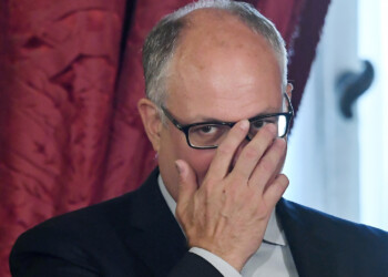 Gualtieri spiega (anche al suo partito) quanto sia importante e legittima l’operazione Fca