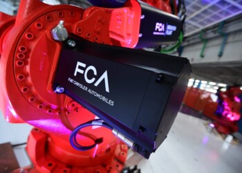 I finti scandali della politica che nascondono la vera crisi