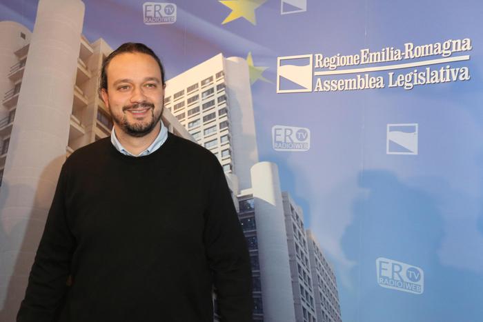 Il Prefetto di Ferrara blocca l’ordinanza di riapertura dei negozi