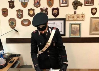 In casa 900 gr eroina, arrestata 18enne