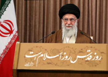 Khamenei, virus sionista sarà estirpato