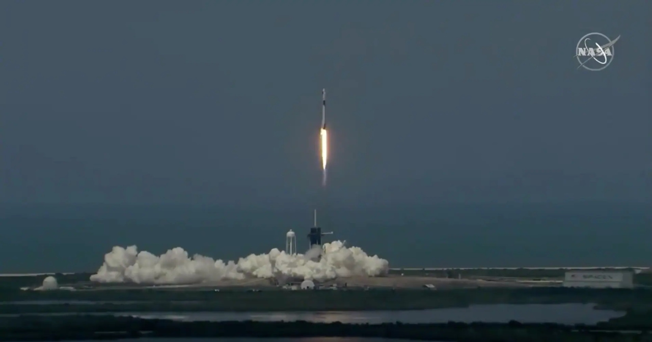 immagine 1 articolo lancio space x nonostante meteo il momento del decollo