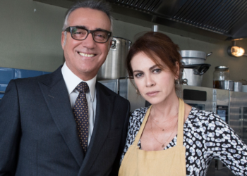 Massimo Ghini con il figlio per il finale di “Vivi e lascia vivere”. E a sorpresa: “Mi candido a sindaco di Roma”