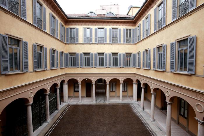 Mediobanca: Del Vecchio chiede a Bce di salire al 20%