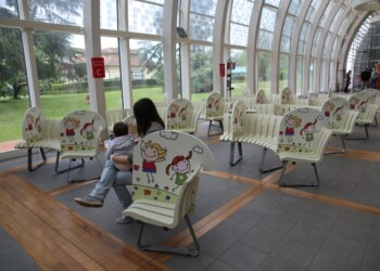 Meyer, distanziatori colorati per sale d’attesa