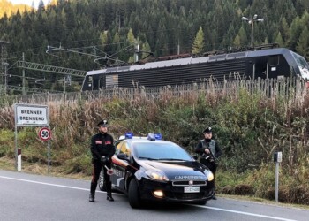 Migranti: passatore arrestato al Brennero