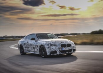 Nuova BMW Serie 4 Coupé: è ancora camuffata ma…