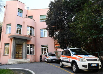 Padiglione Gaslini evacuato per incendio