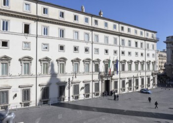 Dl Rilancio: 4 miliardi per stop Irap e 6 per ristoro Pmi. Escono semplificazioni appalti e misure per liquidità imprese