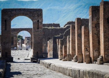 Pompei: fase 2, passeggiate in città antica ma senza domus