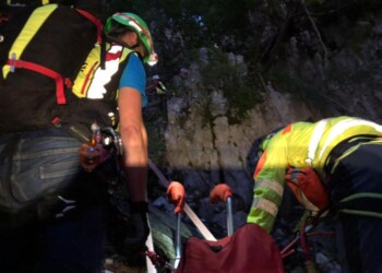Precipita e muore cercando il suo cane a Folgaria