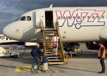 Primo volo WizzAir da Sofia, domani riapre aeroporto Bari