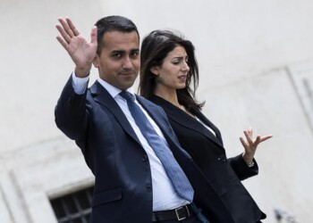 Roma: in corso incontro Raggi-Di Maio