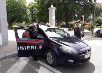 Rubano un’auto a Policoro, uno arrestato e l’altro ricercato