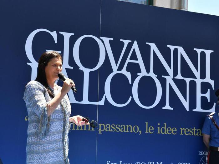 Santelli, storia Falcone reale a S.Luca