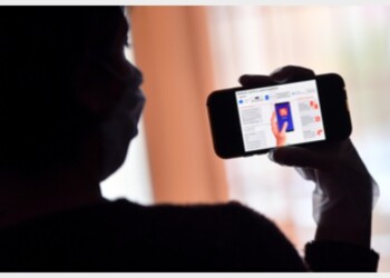 Singapore,obbligo tracciamento al chiuso