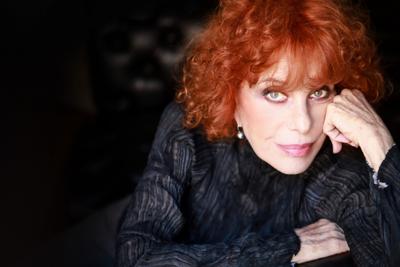 Teatro, Simona Marchini: “Non lasciamolo morire, lo Stato intervenga riducendo oneri” 