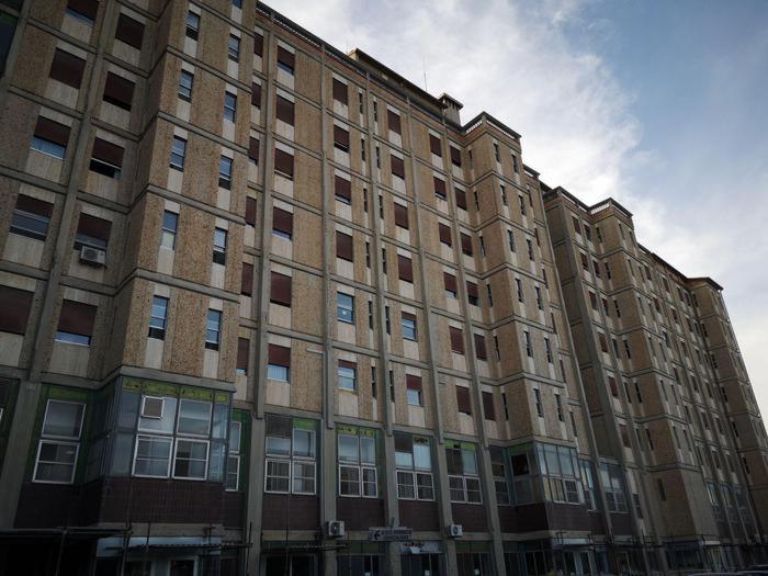 Toma a infermieri: grazie, siete nostri angeli custodi