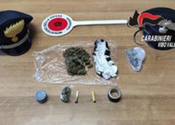 Trovati con 30 grammi di droga,arrestati