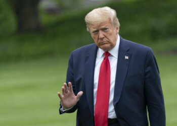Trump, prendo idrossiclorochina da giorni