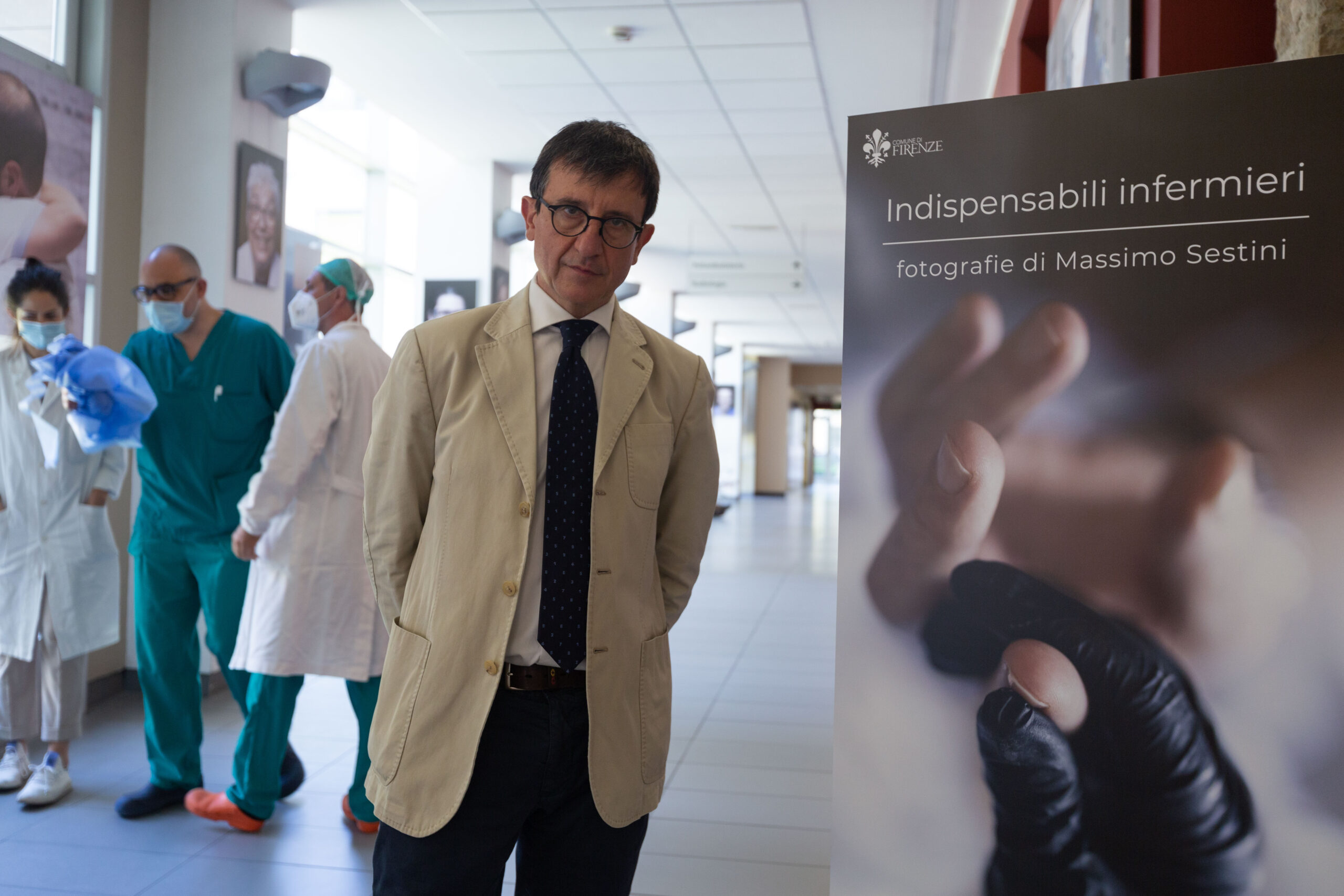 Massimo Sestini la pandemia attraverso gli occhi degli “Indispensabili Infermieri”