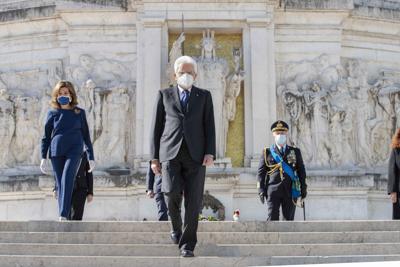 2 giugno, Mattarella all'Altare della Patria