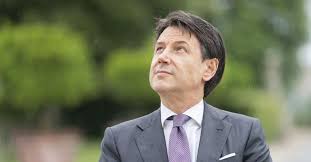 Dal no al modello Cincinnato al “se torno al mio lavoro, soddisfatto”: quando Conte parla di un futuro in politica