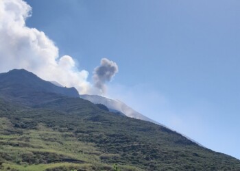 Stromboli. Una nuova analisi dei dati dell’eruzione dell’estate 2019 utile ad evidenziare precocemente variazioni anomale dell’attività del vulcano