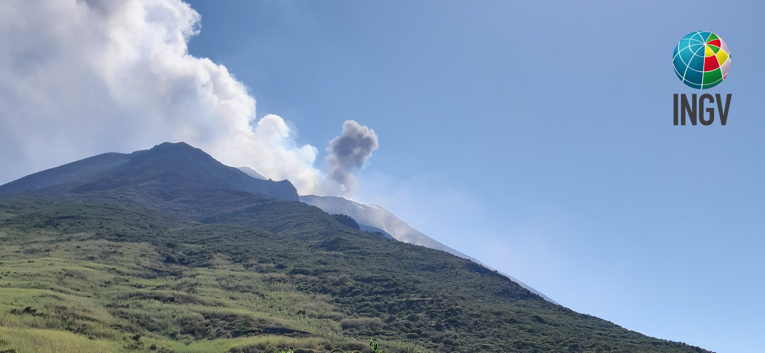 Stromboli. Una nuova analisi dei dati dell’eruzione dell’estate 2019 utile ad evidenziare precocemente variazioni anomale dell’attività del vulcano